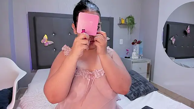 emma lye online show from 07/28/26, 07:50