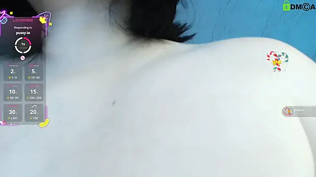 Snapshot of juli_juliana chatting on 10/07/25, 10:29 juli juliana online show from 10/07/25, 10:29