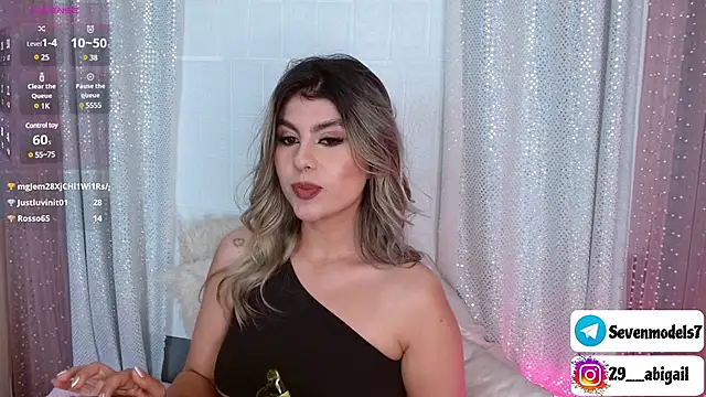 Snapshot of Abigail_29 chatting on 01/11/25, 03:31 Abigail 29 online show from 01/11/25, 03:31