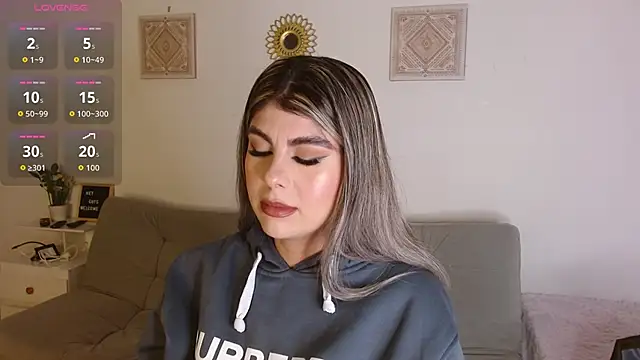 Abigail 29 online show from 10/10/25, 12:15