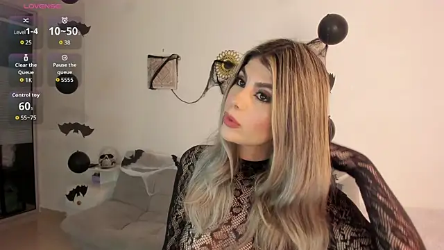 Abigail 29 online show from 10/21/25, 12:17