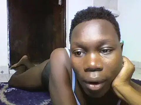 Snapshot of sexyqueen02 chatting on 12/25/24, 12:59 sexyqueen02 online show from 12/25/24, 12:59