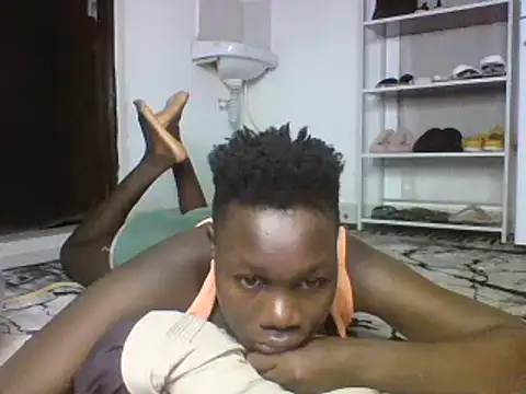 Snapshot of sexyqueen02 chatting on 02/27/25, 01:38 sexyqueen02 online show from 02/27/25, 01:38