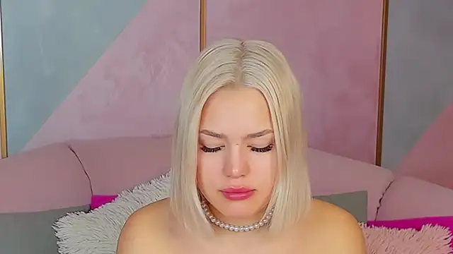 LIA KITTY online show from 12/13/24, 07:15