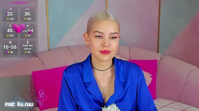 LIA KITTY online show from 12/16/24, 12:38