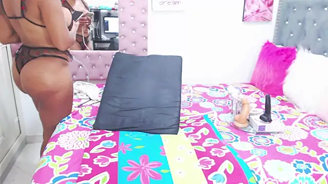 salome ebony online show from 01/03/25, 02:21