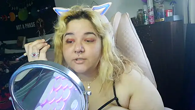 Snapshot of Zelthebrat47 chatting on 07/22/26, 03:15 Zelthebrat47 online show from 07/22/26, 03:15