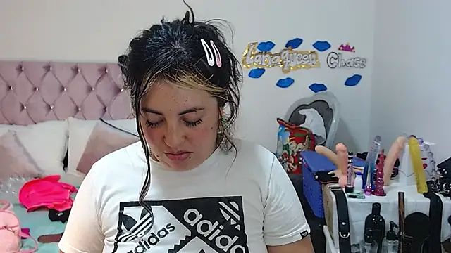 lanaqueen699 online show from 12/20/24, 06:35