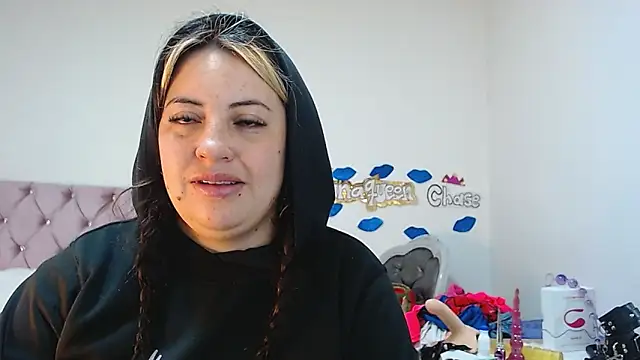 lanaqueen699 online show from 12/27/24, 12:23