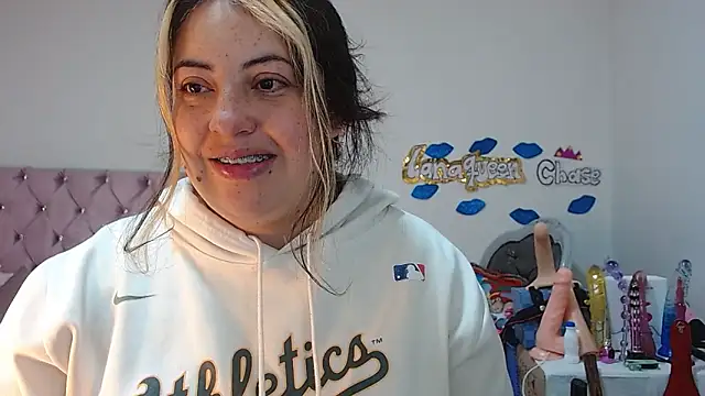 lanaqueen699 online show from 01/07/25, 12:20