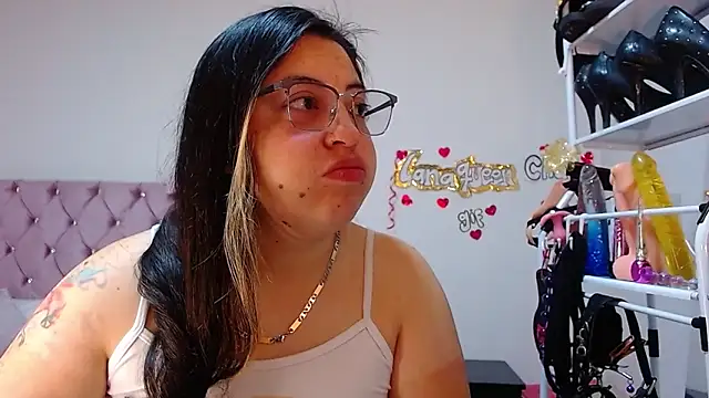 Snapshot of lanaqueen699 chatting on 10/10/25, 12:15 lanaqueen699 online show from 10/10/25, 12:15