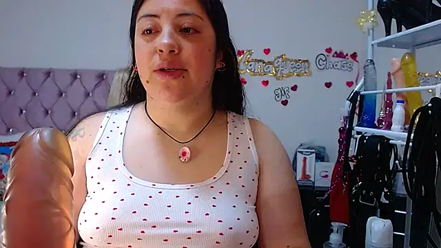 Snapshot of lanaqueen699 chatting on 12/18/25, 12:22 lanaqueen699 online show from 12/18/25, 12:22