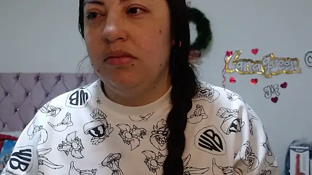 Snapshot of lanaqueen699 chatting on 12/22/25, 12:13 lanaqueen699 online show from 12/22/25, 12:13