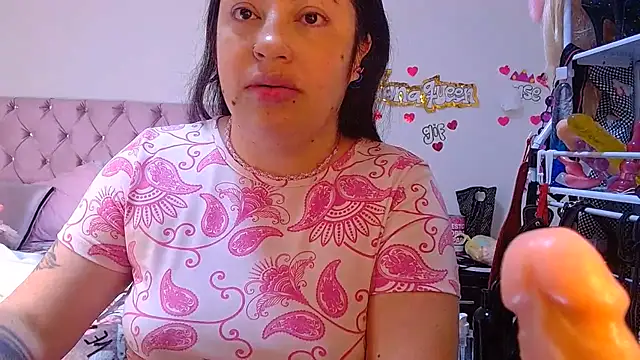 Snapshot of lanaqueen699 chatting on 06/23/26, 12:14 lanaqueen699 online show from 06/23/26, 12:14