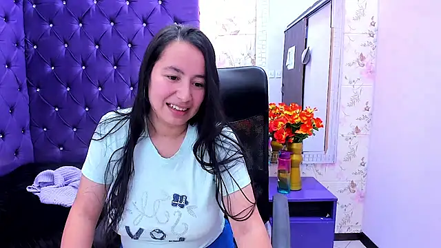NaomyPrinces online show from 06/27/26, 03:17