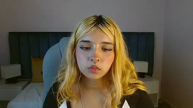 april bunnyy online show from 12/12/24, 02:15