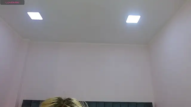 april bunnyy online show from 06/17/26, 08:54