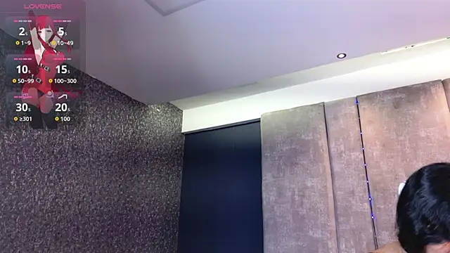 Snapshot of Larabrooks chatting on 10/02/25, 07:32 Larabrooks online show from 10/02/25, 07:32