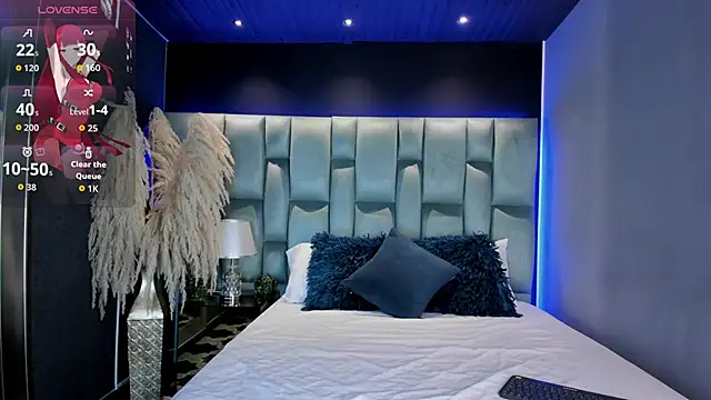 Snapshot of Larabrooks chatting on 10/06/25, 07:22 Larabrooks online show from 10/06/25, 07:22