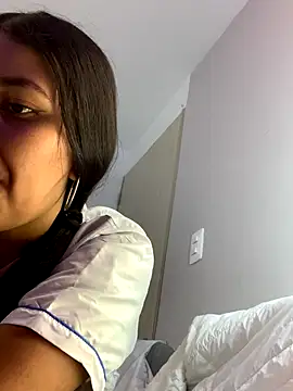 Larabrooks online show from 11/20/25, 06:40