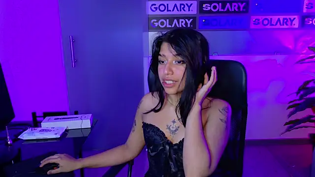 UnderBaby  online show from 10/02/25, 03:24