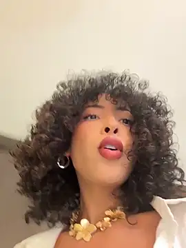 Snapshot of OSHUN_ chatting on 03/29/26, 03:01 OSHUN online show from 03/29/26, 03:01