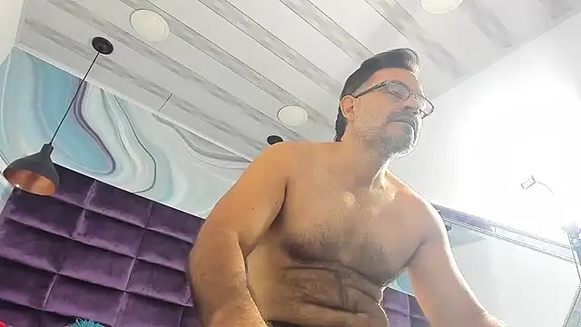 SbasTone Muscle online show from 12/19/24, 01:40