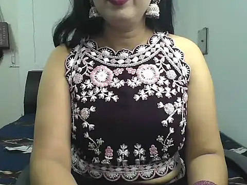 Snapshot of BIG_HEARTED chatting on 10/20/25, 05:57 BIG HEARTED online show from 10/20/25, 05:57