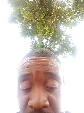 Snapshot of LONGDICK985M chatting on 01/06/25, 09:52 LONGDICK985M online show from 01/06/25, 09:52