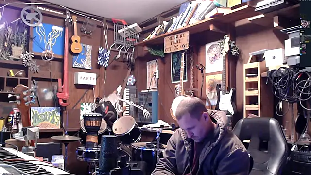 Snapshot of itsjameswebbscope chatting on 11/04/25, 10:03 itsjameswebbscope online show from 11/04/25, 10:03