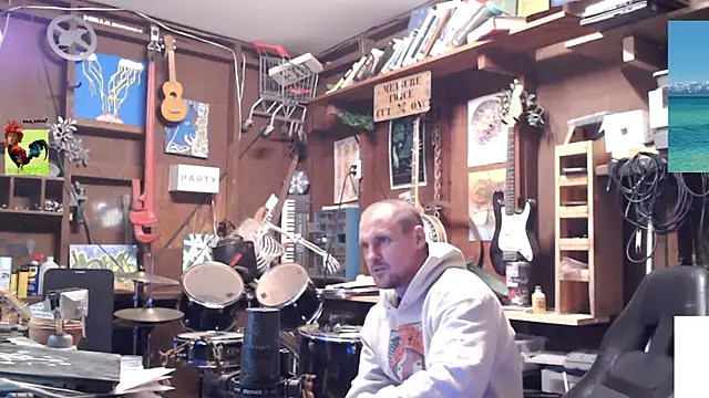 Snapshot of itsjameswebbscope chatting on 11/10/25, 06:56 itsjameswebbscope online show from 11/10/25, 06:56