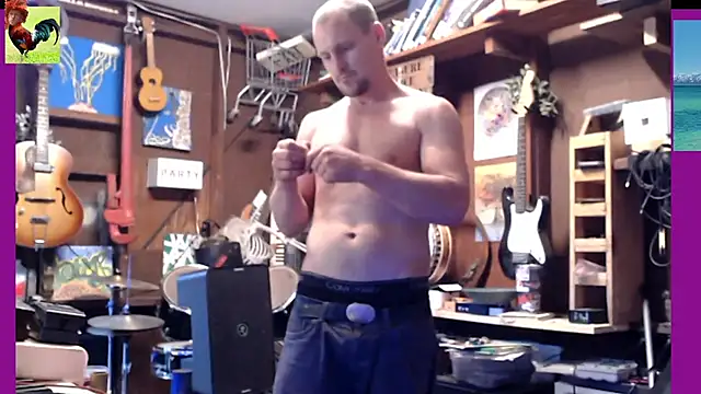 Snapshot of itsjameswebbscope chatting on 11/11/25, 08:53 itsjameswebbscope online show from 11/11/25, 08:53