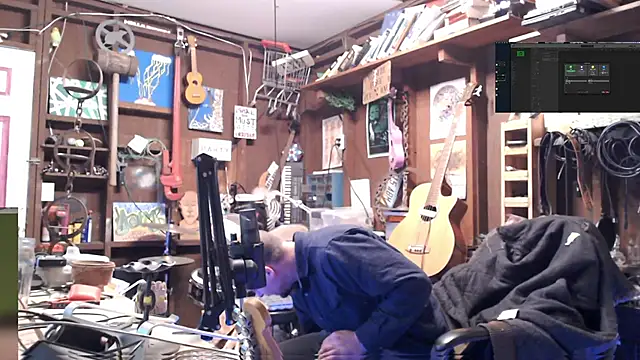 Snapshot of itsjameswebbscope chatting on 12/03/25, 03:32 itsjameswebbscope online show from 12/03/25, 03:32