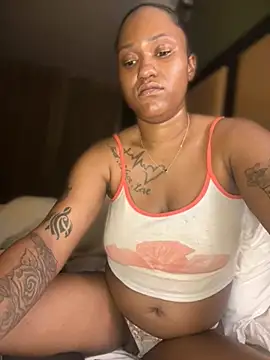 PrettyGal Tingz online show from 06/11/26, 06:44