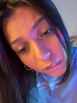 Maii chan online show from 10/13/25, 06:02