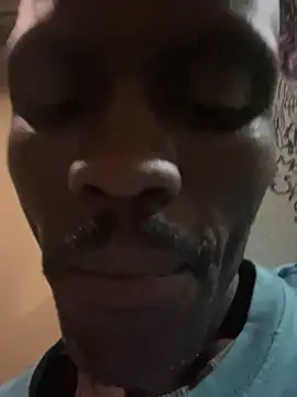 Snapshot of BringBackLostLover chatting on 10/04/25, 02:42 BringBackLostLover online show from 10/04/25, 02:42