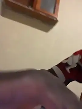 Snapshot of BringBackLostLover chatting on 11/04/25, 10:47 BringBackLostLover online show from 11/04/25, 10:47