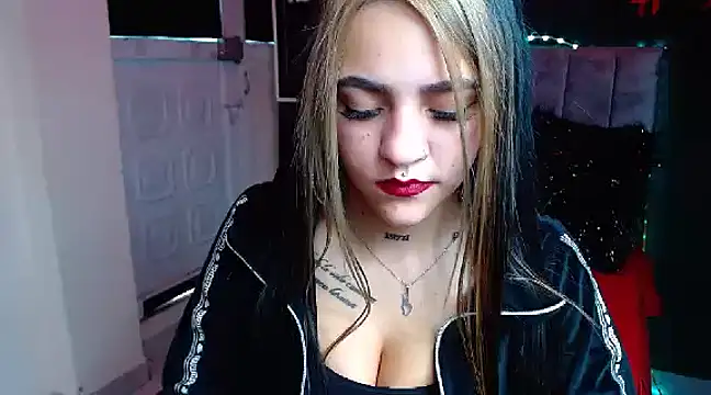 Violettasquirt online show from 01/07/25, 01:57