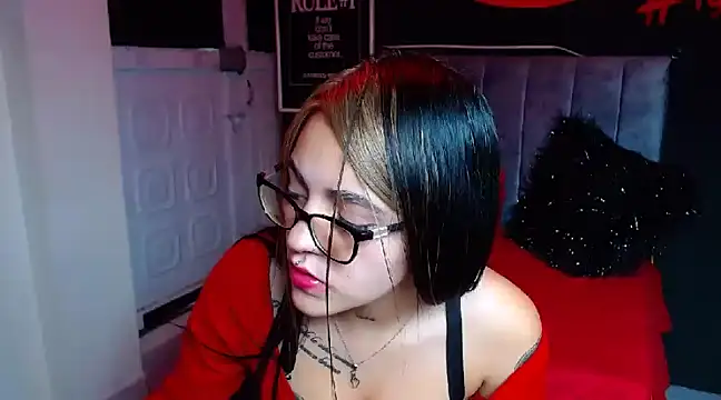 Violettasquirt online show from 01/08/25, 10:27