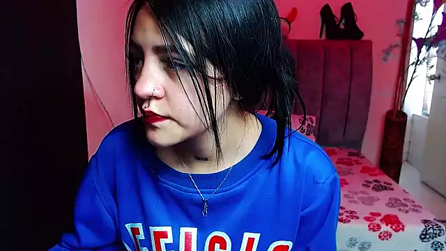 Violettasquirt online show from 10/02/25, 01:29