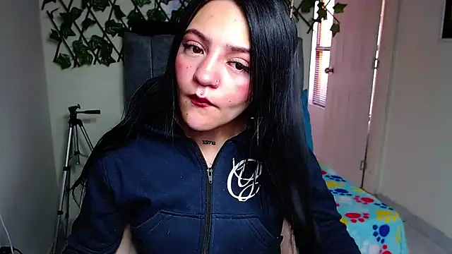 Violettasquirt online show from 07/24/26, 01:31