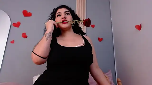 fabiana hot couple online show from 02/12/25, 06:40