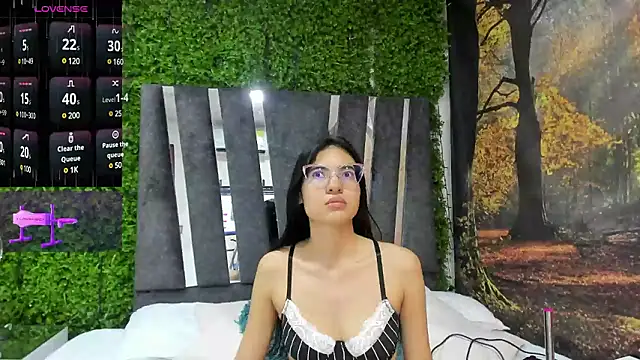 Cameron cutee online show from 02/09/25, 07:30