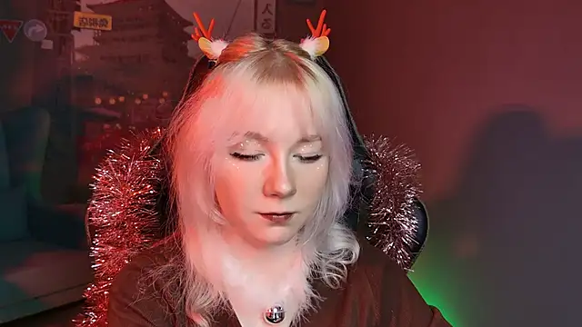 NancyMartinez online show from 12/25/24, 01:09