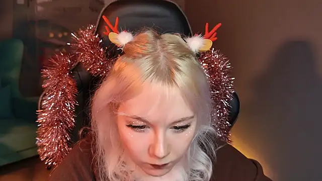 NancyMartinez online show from 12/25/24, 07:13