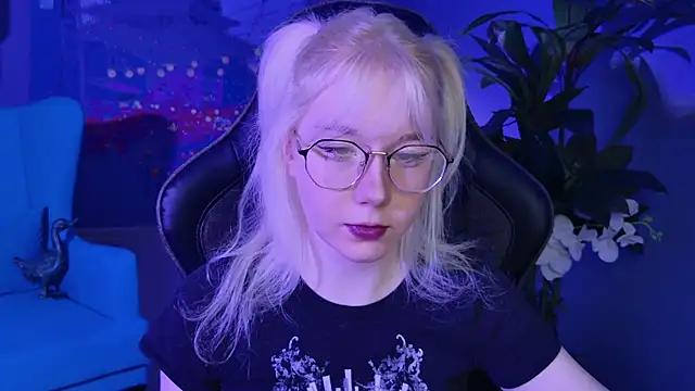 NancyMartinez online show from 01/13/25, 05:12