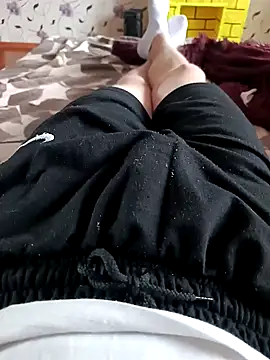 red red00 online show from 02/05/25, 11:02