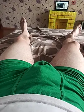 red red00 online show from 03/10/25, 11:53