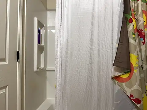 Snapshot of yfui221 chatting on 10/18/25, 07:25 yfui221 online show from 10/18/25, 07:25