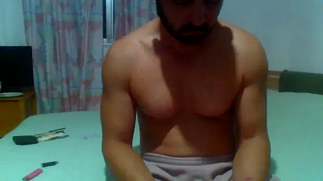 Snapshot of petan33 chatting on 09/26/25, 08:02 petan33 online show from 09/26/25, 08:02